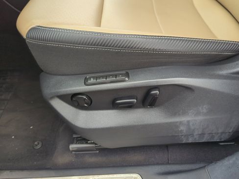 Used 2022 Volkswagen Atlas Cross Sport SEL R-Line image 14