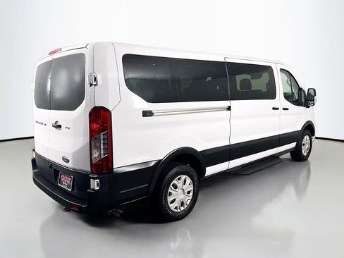 Used 2023 Ford Transit 350 XLT image 5
