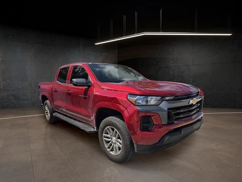 Used 2026 Chevrolet Colorado LT RWD image 1