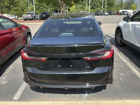 Used 2026 Toyota Camry Hybrid FWD image 42