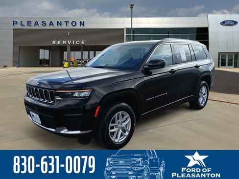 Used 2025 Jeep Grand Cherokee L Laredo w/ Luxury Tech Group I RWD image 1