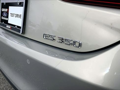Used 2023 Lexus ES 350 w/ Premium Package image 11