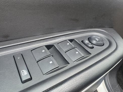 Used 2012 GMC Acadia SLT image 10