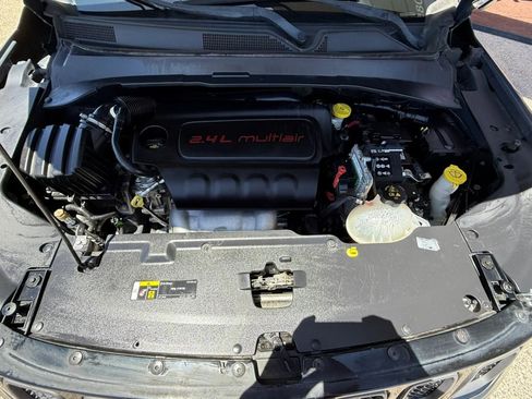 Used 2018 Jeep Compass Trailhawk w/ Navigation Group AWD/4WD image 22