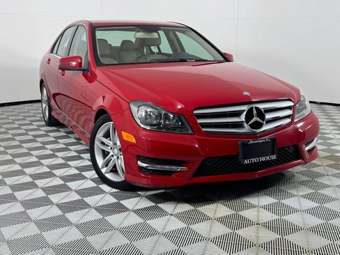 Used 2012 Mercedes-Benz C 300 4MATIC Sedan image 2