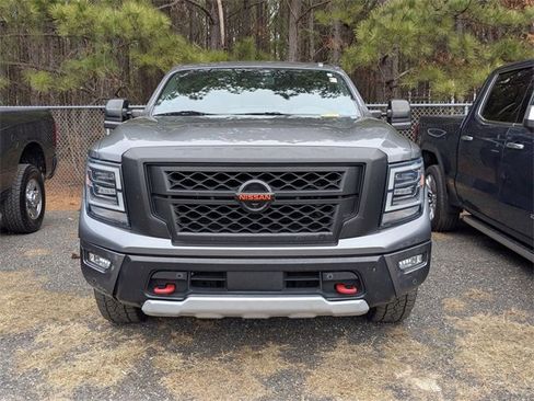 Used 2021 Nissan Titan PRO-4X w/ Pro-4x Convenience Package image 3
