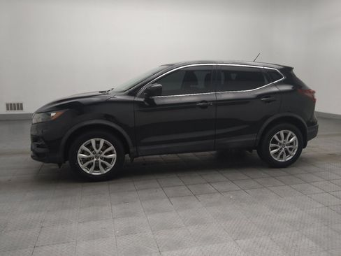 Used 2020 Nissan Rogue Sport S w/ Appearance Package FWD image 2