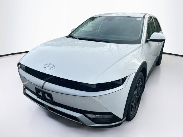 Used 2024 Hyundai Ioniq 5 SEL AWD/4WD image 3
