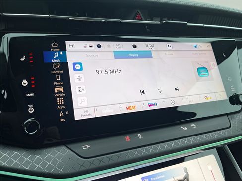 Used 2025 Jeep Wagoneer S Limited image 17