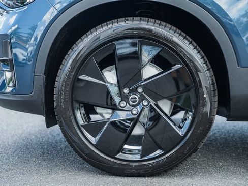 New 2026 Volvo XC40 B5 Ultra w/ Climate Package AWD/4WD image 18