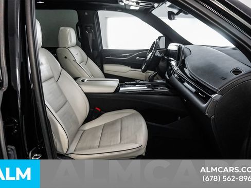 Used 2021 Cadillac Escalade Sport AWD/4WD image 20