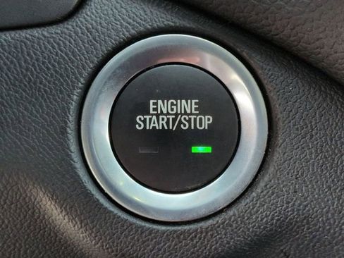 Used 2024 Chevrolet Equinox LT image 20