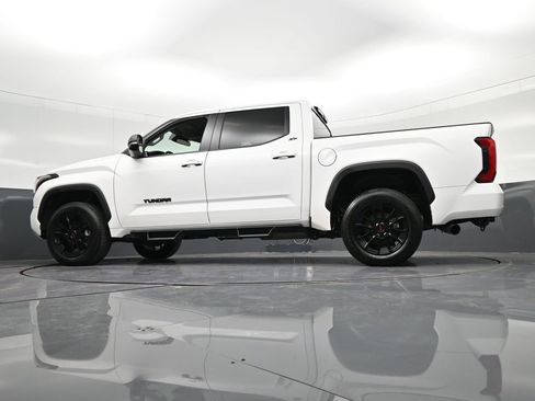 Used 2024 Toyota Tundra SR5 w/ SR5 Premium Package AWD/4WD image 39