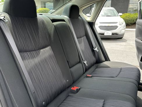 Used 2019 Nissan Sentra SV FWD image 39