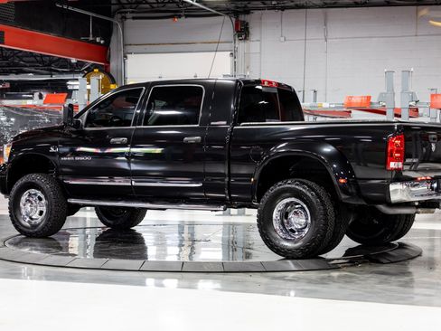 Used 2006 Dodge Ram 3500 Truck Laramie w/ Protection Group AWD/4WD image 18