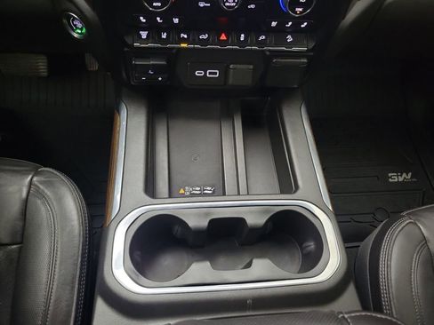 Used 2022 Chevrolet Silverado 2500 High Country image 25