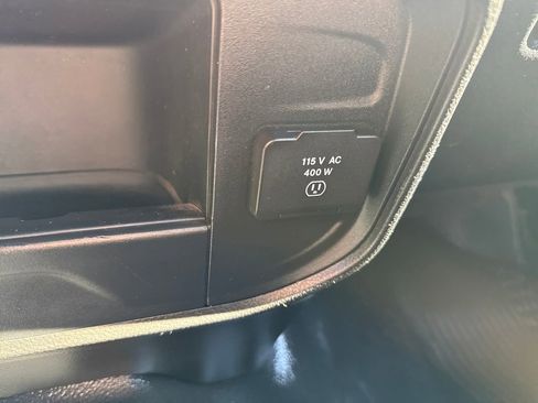 Used 2023 RAM 3500 Tradesman w/ Chrome Appearance Group image 27