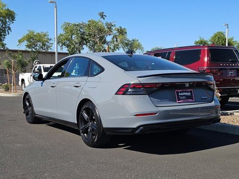 Used 2023 Honda Accord Sport image 8