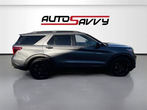 Used 2023 Ford Explorer ST-Line w/ Class IV Trailer Tow Package image 8