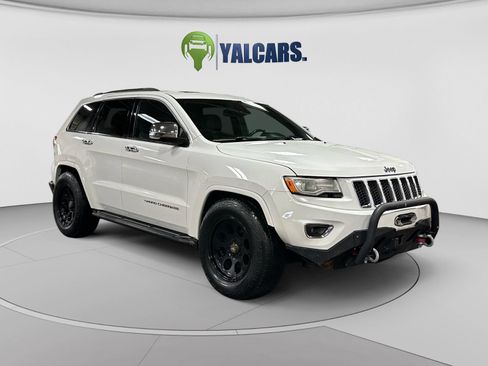 Used 2014 Jeep Grand Cherokee Overland w/ Advanced Technology Group AWD/4WD image 7