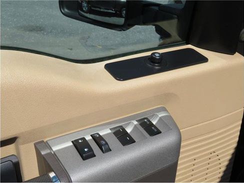 Used 2016 Ford F350 XLT image 11