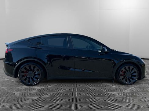 Used 2023 Tesla Model Y Performance AWD/4WD image 6