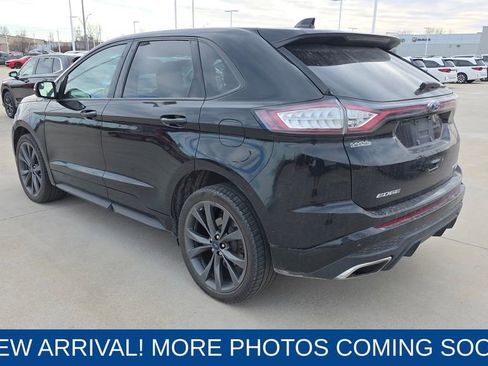 Used 2018 Ford Edge Sport image 3