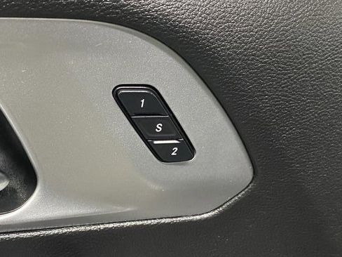 Used 2022 Chrysler Pacifica Touring-L w/ S Appearance Package image 25