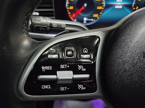 Used 2020 Mercedes-Benz GLS 450 4MATIC image 50