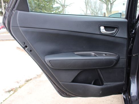 Used 2019 Kia Optima LX image 28