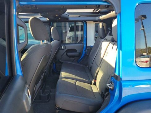 Used 2024 Jeep Wrangler Unlimited Rubicon 4xe w/ Technology Group image 26