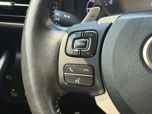 Used 2019 Lexus IS 300 w/ Premium Package RWD image 96