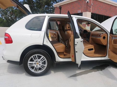 Used 2008 Porsche Cayenne AWD/4WD image 33