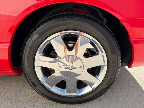 Used 2002 Ford Thunderbird RWD image 12