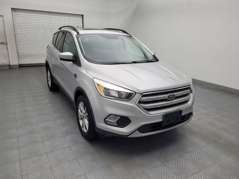 Used 2018 Ford Escape SE w/ SE Sync 3 Package AWD/4WD image 13