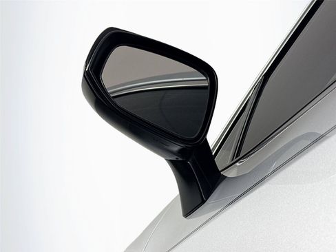 Certified 2022 Toyota RAV4 LE FWD image 5