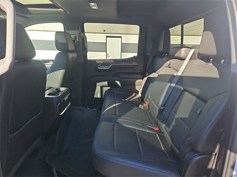Used 2022 GMC Sierra 1500 Elevation w/ Elevation Premium Package image 26
