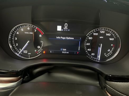 Used 2025 Cadillac XT5 Premium Luxury FWD image 17