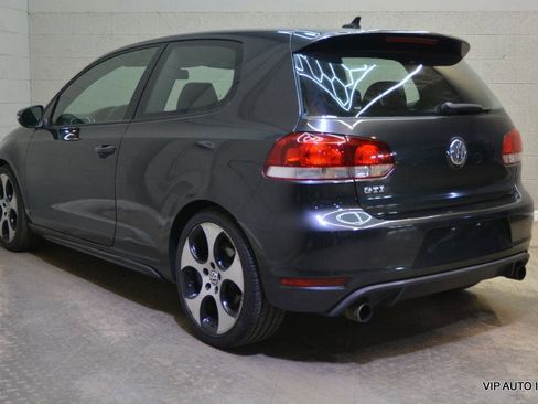 Used 2011 Volkswagen GTI 2-Door FWD image 3