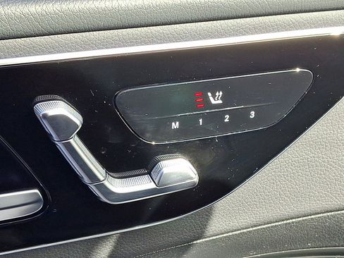 Used 2023 Mercedes-Benz C 300 4MATIC Sedan image 25