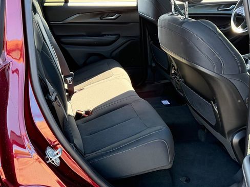 New 2026 Jeep Grand Cherokee Laredo X AWD/4WD image 17
