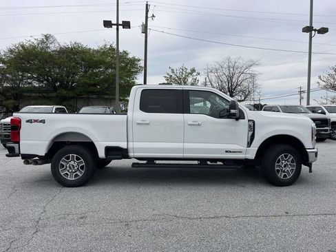 New 2025 Ford F250 Lariat image 2