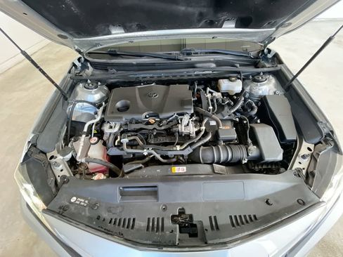 Used 2020 Toyota Camry SE image 26