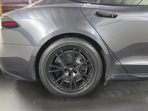Used 2024 Tesla Model S AWD/4WD image 18
