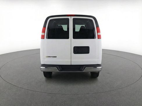 Used 2025 Chevrolet Express 3500 LT w/ LT Preferred Equipment Group image 7