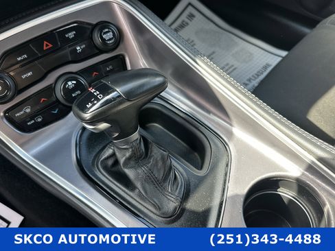 Used 2020 Dodge Challenger SXT w/ Blacktop Package image 20