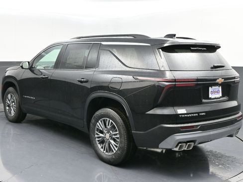 New 2026 Chevrolet Traverse LT w/ Driver Confidence Package AWD/4WD image 5