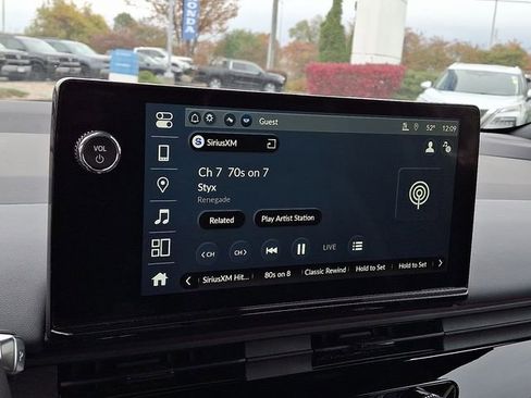 New 2025 Honda Prologue Touring image 16