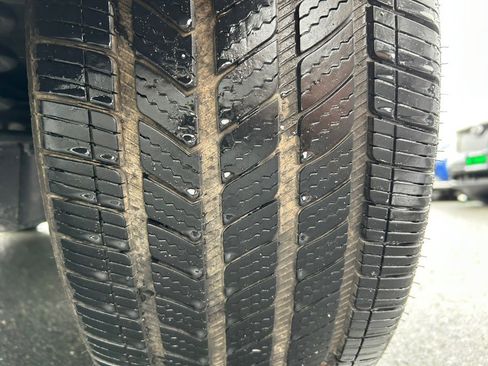 Used 2023 Volvo XC40 Recharge Plus image 64