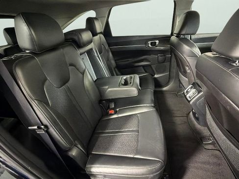 Used 2023 Kia Sorento S w/ Panoramic Sunroof Package FWD image 34